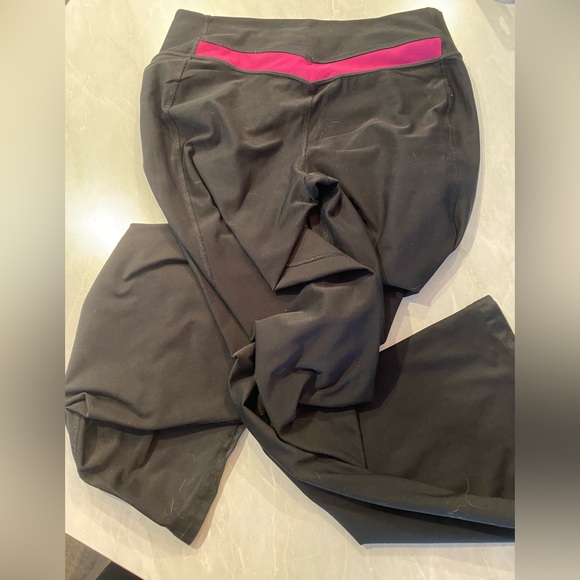 Nike ✔️ Dri-Fit Leggings - Picture 3 of 3